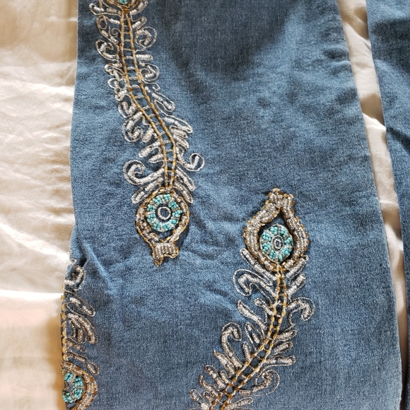 Jeans - Picture 5 of 5